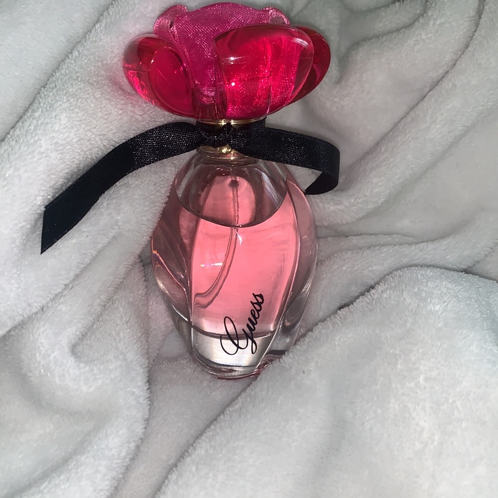 GUESS PERFUME